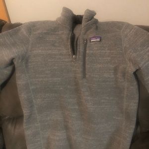 Boys Patagonia 1/4 zip pullover